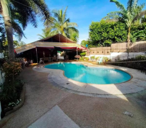 Lovely House in Tagaytay w Pool near Skyranch